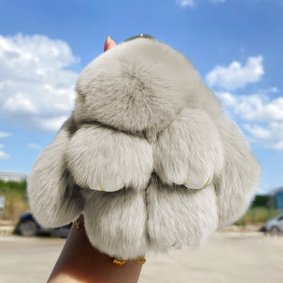 Handgefertigte, weiche Bunny-PomPom-Anhänger