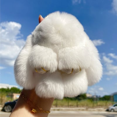Handgefertigte, weiche Bunny-PomPom-Anhänger